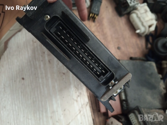 ECU , Audi 80 B3 Компютър 811906264 , 0280800104, снимка 2 - Части - 53826429