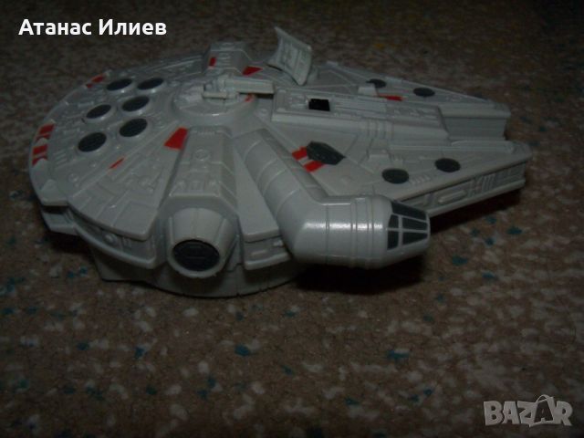 Космически кораб от Star Wars Хилядолетния сокол фигурка, снимка 6 - Влакчета, самолети, хеликоптери - 46219970