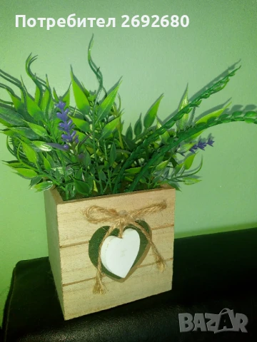 Великденска кошничка -зайче,дървена кутийка с изкуствени цветя , снимка 9 - Декорация за дома - 51225373