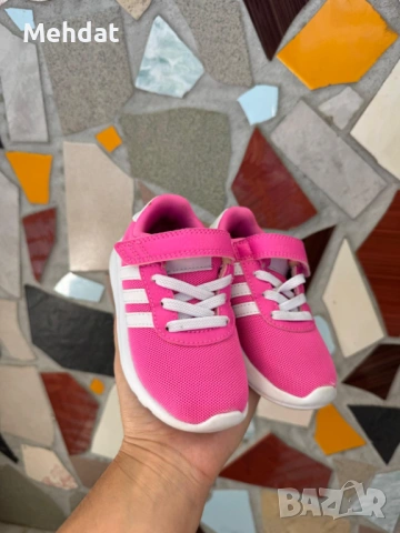 Оригинални маратонки Адидас, снимка 2 - Детски маратонки - 53720178