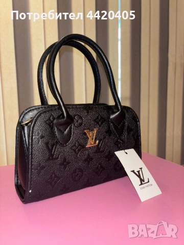 Разнообразни висококачествени дамски чанти 