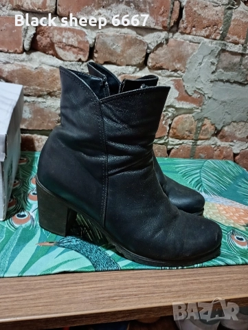Нови боти, снимка 2 - Дамски боти - 52971009