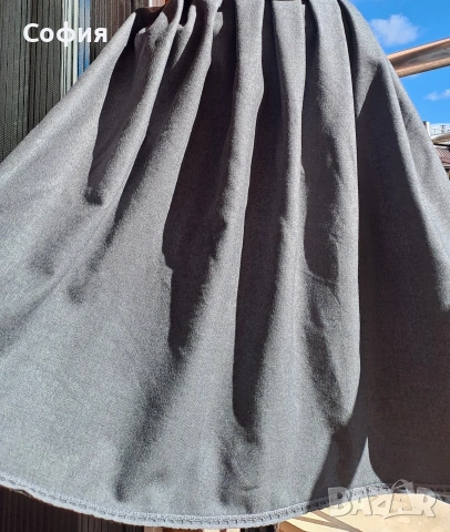 нова,сива вълнена пола,р-р М/Л/ХЛ