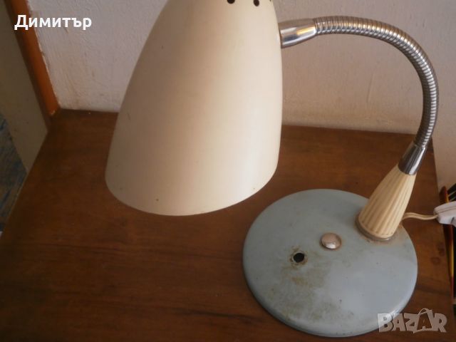 Винтидж настолна лампа, снимка 2 - Настолни лампи - 45383650