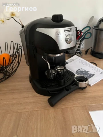 Eспресо машина De'Longhi EC221.B, 15 бара, 1 л, Пенообразувател, Система за капучино, снимка 1