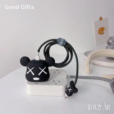 Защитен кейс за зарядно устройство Мече, Черно