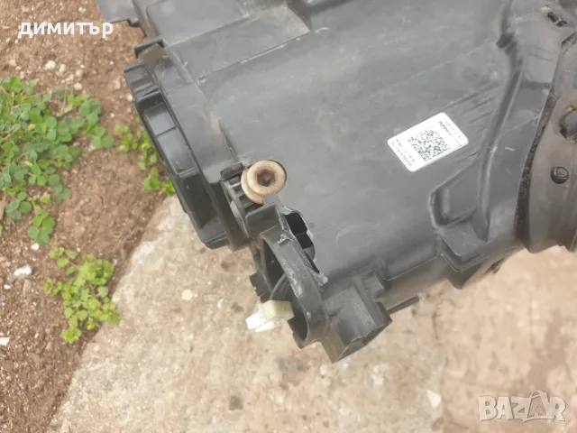 Десен фар за Audi A3 след 2016г  ксенон, снимка 4 - Части - 49608731