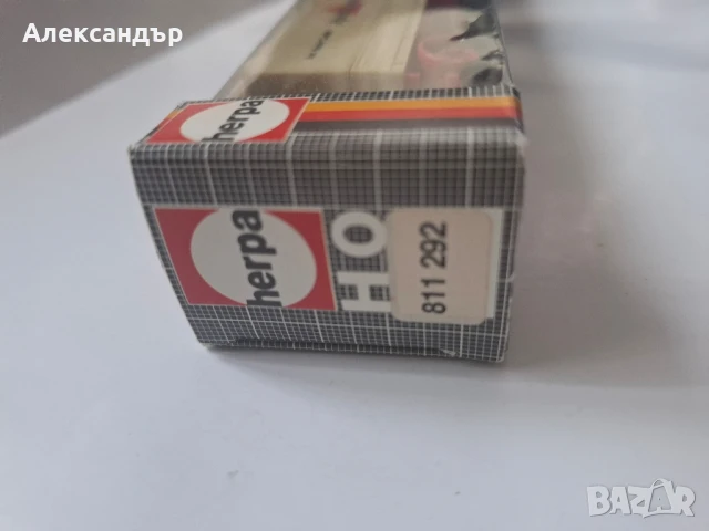 Ретро камионче Mercedes-Benz Apollinaris Herpa H0 1:87., снимка 2 - Колекции - 51058915