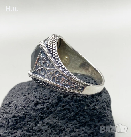 Сребърен пръстен с черен циркон, снимка 4 - Пръстени - 53561515