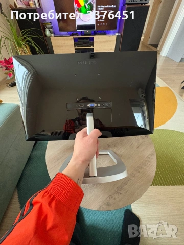 Philips 226e, снимка 2 - Работни компютри - 53577730