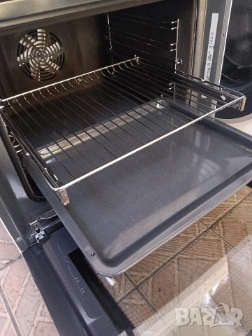 Свободно стояща печка с керамичен плот VOSS Electrolux с две години гаранция!, снимка 2 - Печки, фурни - 52676398