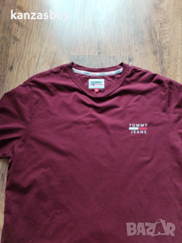 Tommy Hilfiger - страхотна мъжка тениска КАТО НОВА M, снимка 3 - Тениски - 54221195
