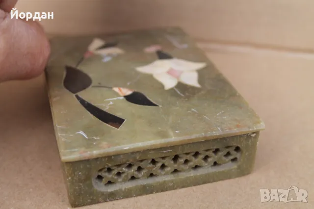 Стара Китайска кутия-камък и седеф, снимка 5 - Антикварни и старинни предмети - 49849172