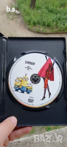 Миньоните DVD с бг дублаж, снимка 3 - DVD филми - 45143500