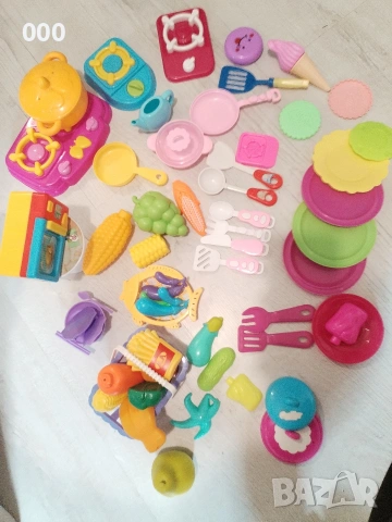Детска кухня, снимка 3 - Играчки за стая - 53872822