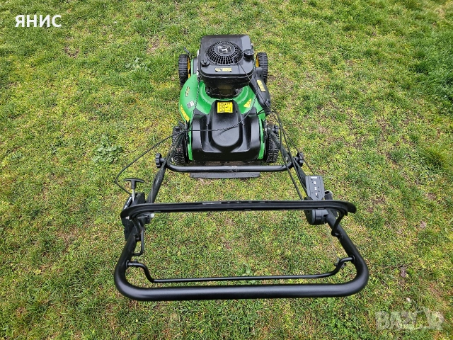 САМОХОДНА КОСАЧКА JOHN DEERE, КАТО НОВА. , снимка 7 - Градинска техника - 54000959
