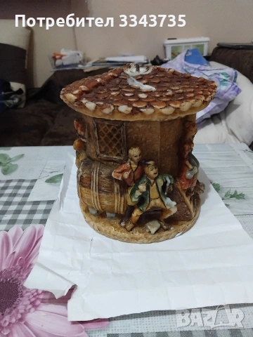 Декоративна скулптурна немска вечна свещ.