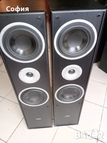 АЕG -300w трилентови качествени колони 
