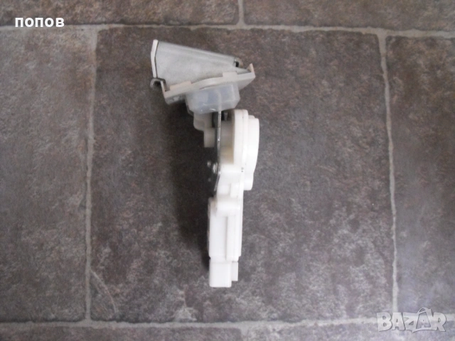 Брава заден капак SUZUKI SWIFT, снимка 3 - Части - 53389882