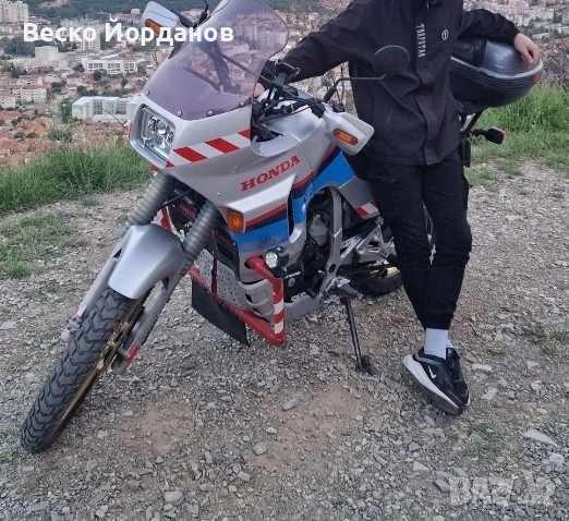Honda Transalp в много добро външно и техническо състояние , снимка 2 - Мотоциклети и мототехника - 53506296