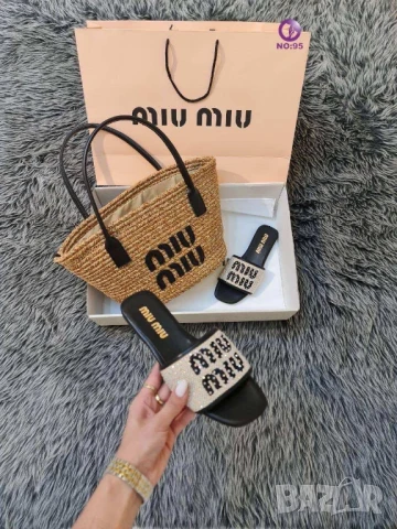 чанти Miu Miu , снимка 2 - Чанти - 50627285