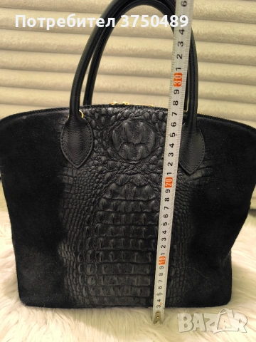 Дамска чанта от естествен велур VERA  PELLE-Италия, снимка 4 - Чанти - 53864258