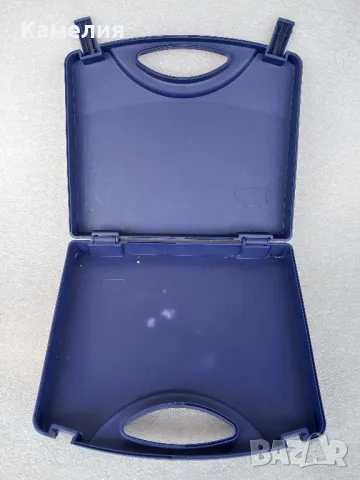 Малко пластмасово куфарче, снимка 2 - Други инструменти - 50023177