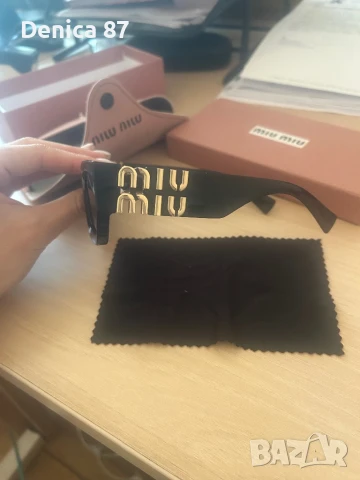 Слънчеви очила Miu Miu, снимка 2 - Слънчеви и диоптрични очила - 50907354