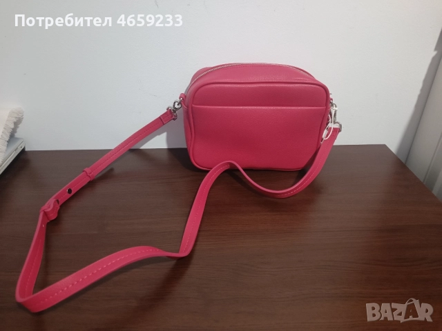 Дамска чанта нова с етикет