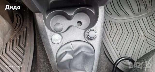 Dacia Logan 0.9 , снимка 7 - Автомобили и джипове - 53728379