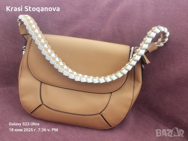 Дамска Чантичка CARPISA Made in Italy 