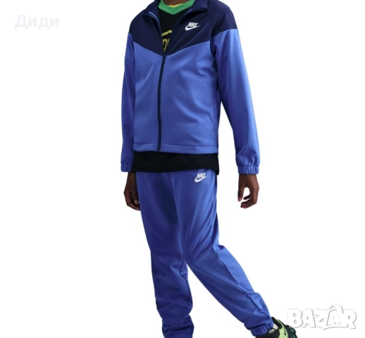 Анцунг Nike размер 147- 158см, снимка 2 - Детски комплекти - 52911377