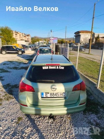 Опел Астра J 1.7 cdti , снимка 4 - Автомобили и джипове - 52309054