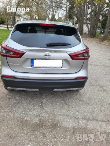 Nissan Quashqai, снимка 7 - Автомобили и джипове - 47037935