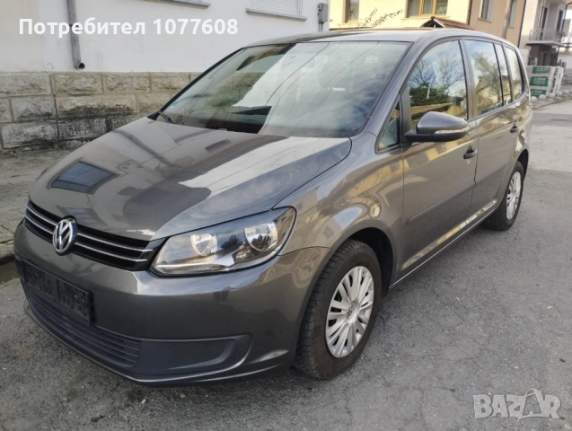 Volkswagen Touran 1.6TDI/DSG/2013г., снимка 2 - Автомобили и джипове - 52837224