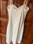 Бяла рокля Bershka, снимка 6