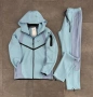 Мъжки екипи Nike Tech Windrunner, 3 цвята, снимка 1