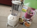 Блендер Philips HR2041 серия 3000 нов, снимка 1
