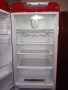Като нов комбиниран хладилник с фризер Smeg ретро дизайн с две години гаранция!, снимка 3