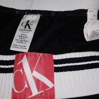 Calvin Klein, Оригинални Къси Панталони, Размер S/М. Код 2226, снимка 2 - Къси панталони и бермуди - 45484395
