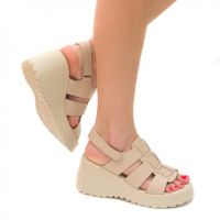 Дамски сандали на платформа от естествена кожа в бежов цвят, снимка 2 - Сандали - 45890954