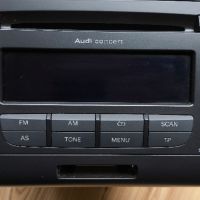 Оригинално радио cd за  Audi TT 2008-2014, снимка 8 - Аксесоари и консумативи - 45794876