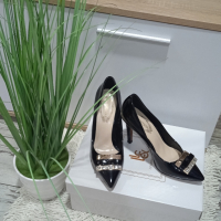 Дамски обувки на ток, снимка 2 - Дамски обувки на ток - 44939574