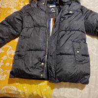 Продавам яке, снимка 3 - Детски якета и елеци - 45191561