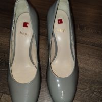 Разпродавам дамски -момичешки обувки.5-10 лева., снимка 9 - Дамски ежедневни обувки - 45700599