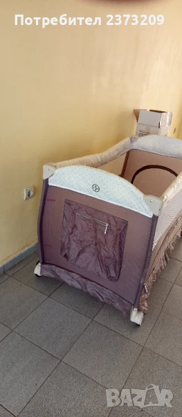 Кошара Chipolino Bella  с две нива и подарък мартак, снимка 1