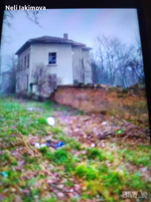 Продавам къща с двор, снимка 1