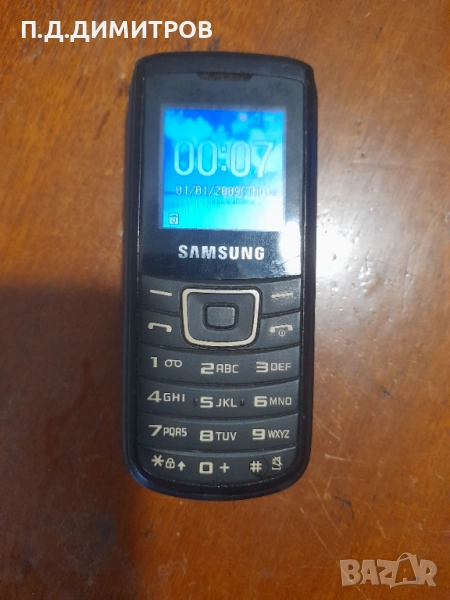 Телефон Samsung model  E1 100, снимка 1