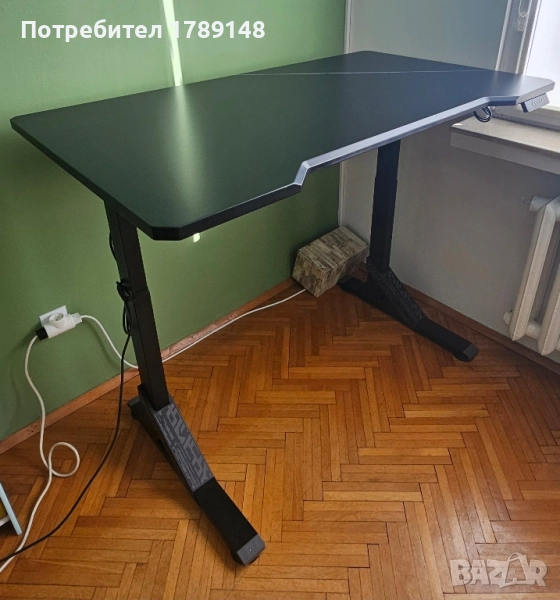 Гейминг бюро IKEA UPPSPEL с регулируема височина, снимка 1