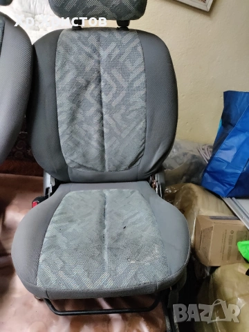 седалки предни , снимка 2 - Части - 53265621